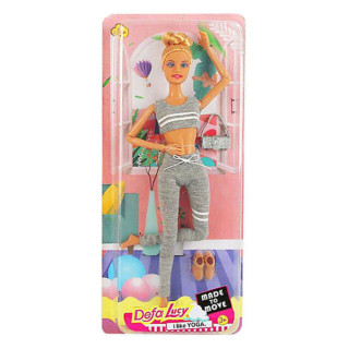 Lutka DEFA na treningu 