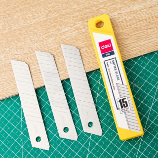 Nožiči za skalpel DELI 18mm 