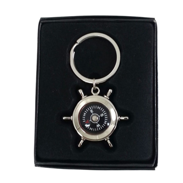 Privezak sa kompasom 