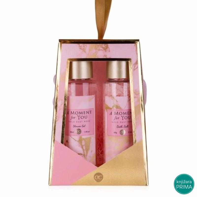 Kozmetički poklon set sa lufom 