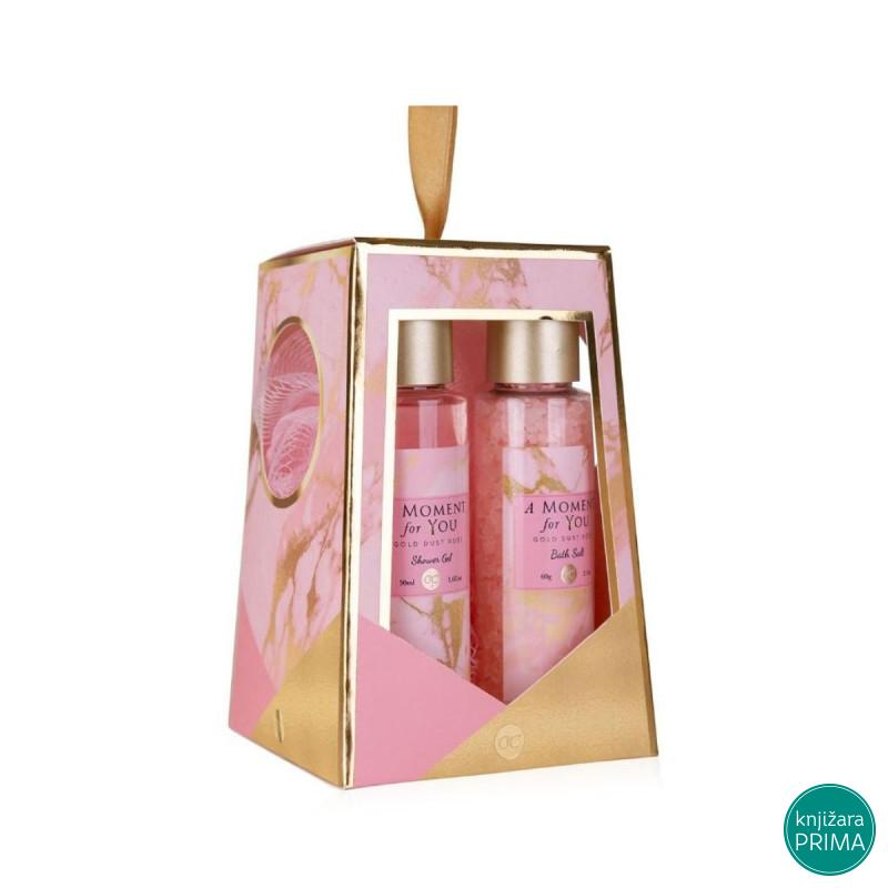 Kozmetički poklon set sa lufom 