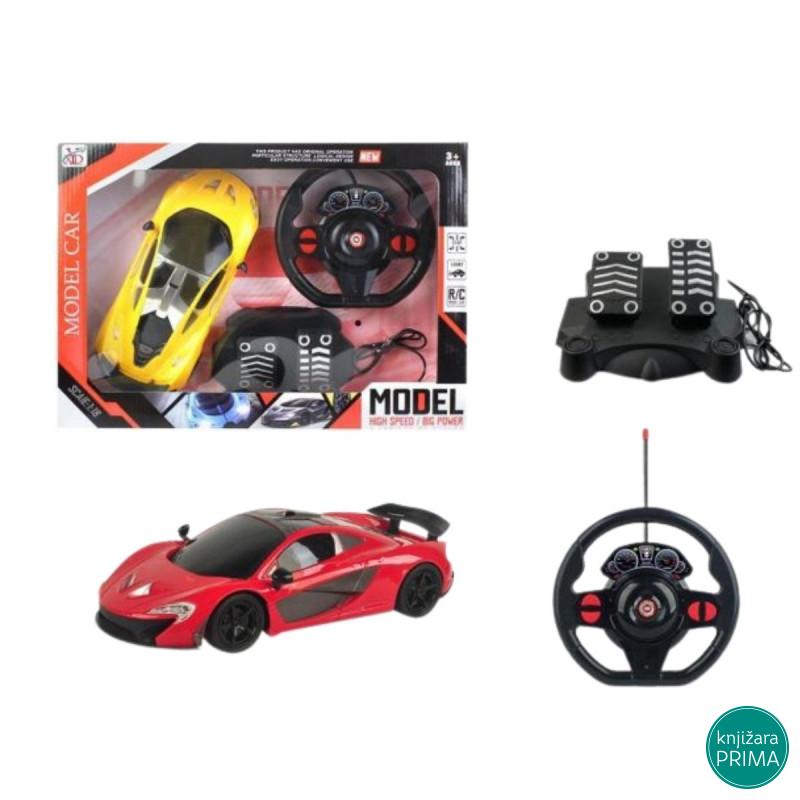 Auto sa volanom i pedalama 