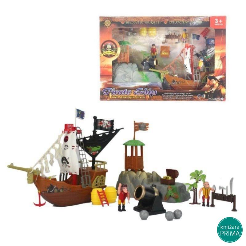 Brod sa piratima i dodacima 
